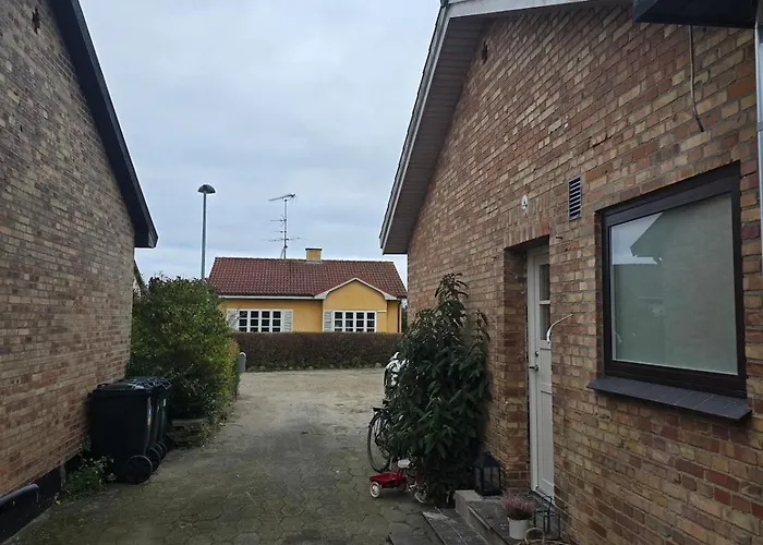 Feriehus Modern - Walk To & 20m Train To Cph Koge