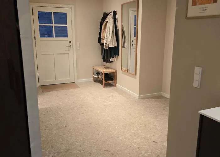 Modern - Walk To & 20m Train To Cph Feriehus Koge